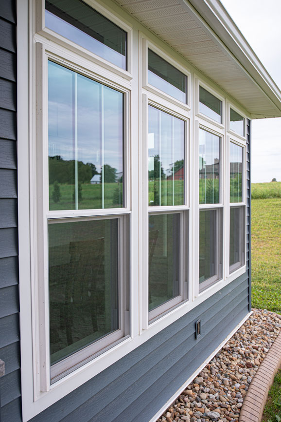 double-hung window replacement near springfield illinois